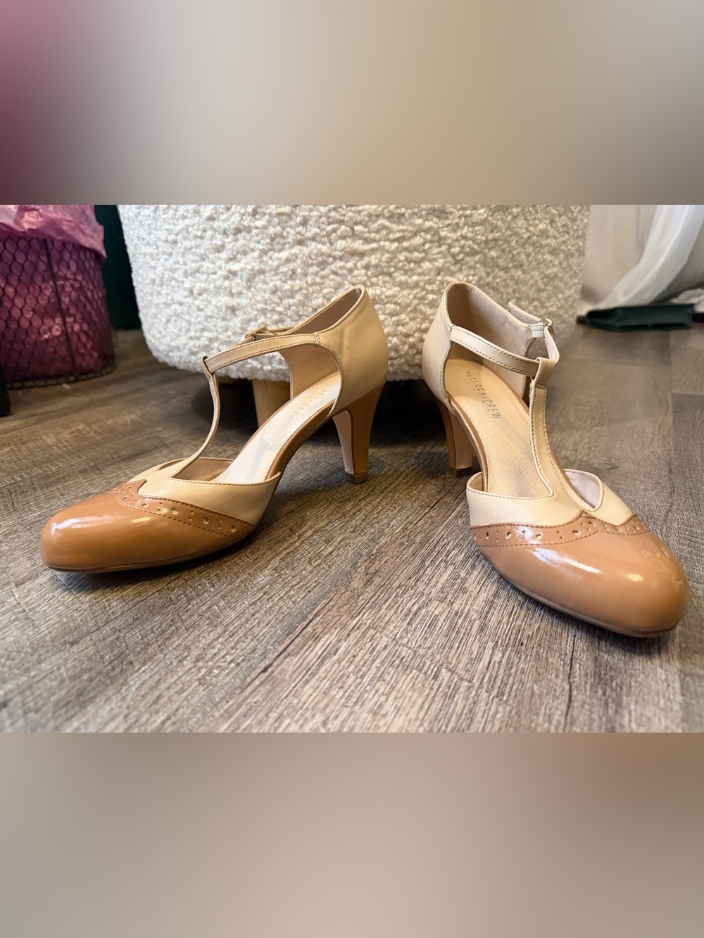 Chelsea Crew Gatsby T-Strap Heels EU 40 Tan Cream Oxford Brogue GUC
